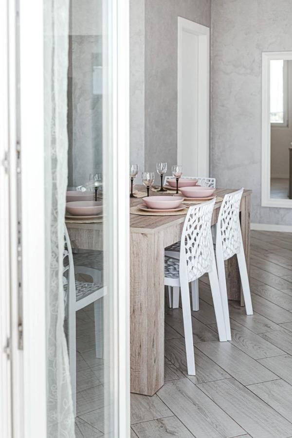 App. Mimosa Minerva Holiday Home มาแนร์บา เดล การ์ดา ภายนอก รูปภาพ